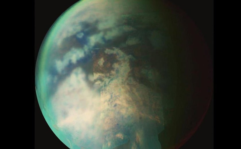 Atmosfera de Titã intriga cientistas ao 'oscilar como pião', revela missão espacial