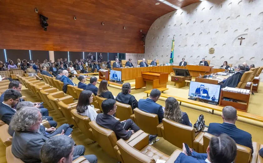 STF pode cassar mandatos de 7 deputados federais