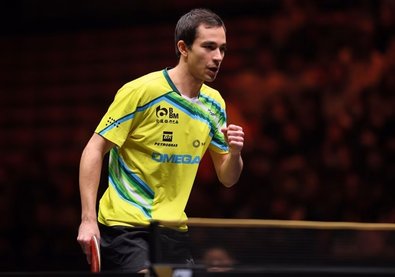 Hugo Calderano é campeão da Copa do Mundo de tênis de mesa