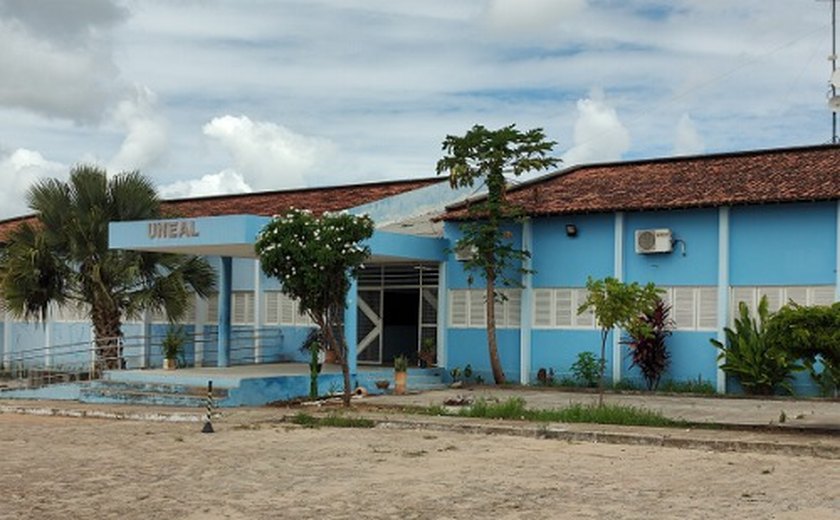 Uneal promove noite de lançamentos literários e culturais em Palmeira dos Índios