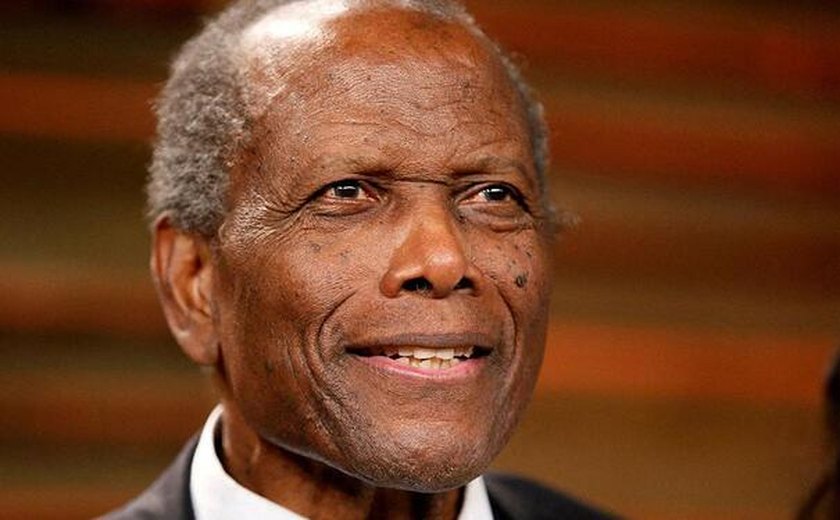 Morre Sidney Poitier, o primeiro ganhador negro do OSCAR