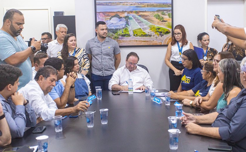 Prefeito Luciano Barbosa anuncia construção de mais uma escola em Arapiraca