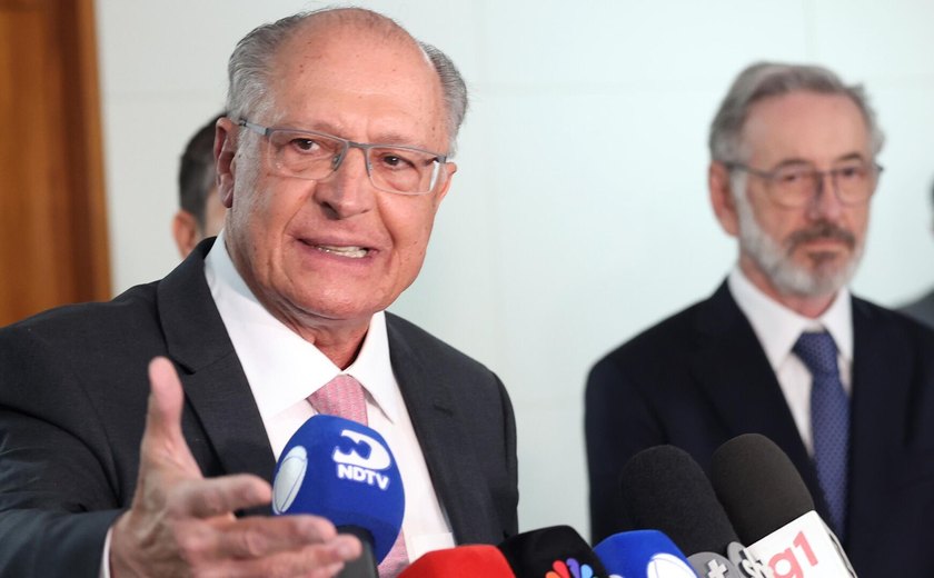 'Negociação não terminou hoje, ela começa hoje', afirma Alckmin sobre tarifas dos EUA
