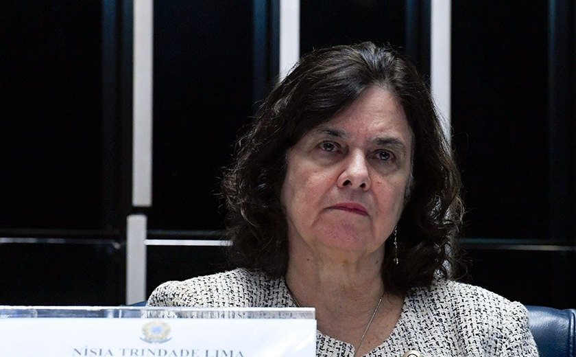 Ministério da Saúde estuda ampliar oferta da vacina contra a dengue