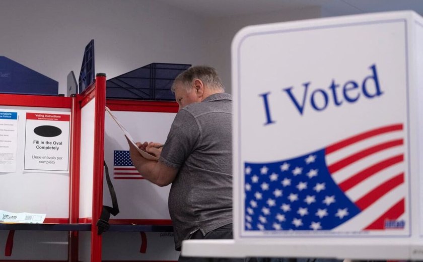 Eleições nos EUA: votação presencial começa em três Estados