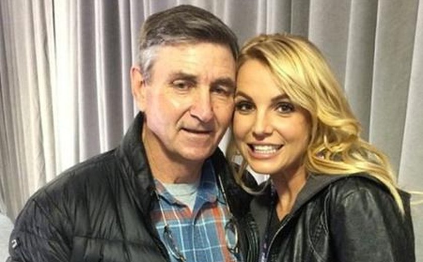Pai de Britney Spears, sobre decisão da justiça de afastá-lo da tutela: ‘erro’