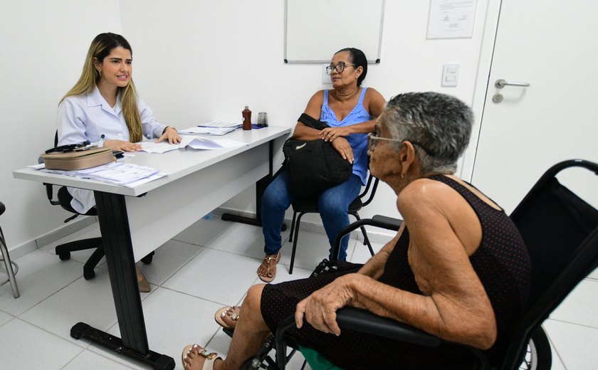 Lei federal garante direito a acompanhante para mulheres em atendimentos médicos