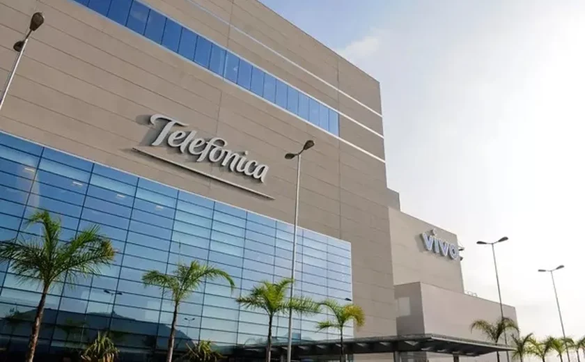 Telefônica Brasil tem lucro líquido de R$ 1,058 bilhão no 1º trimestre, alta de 18,1% em um ano