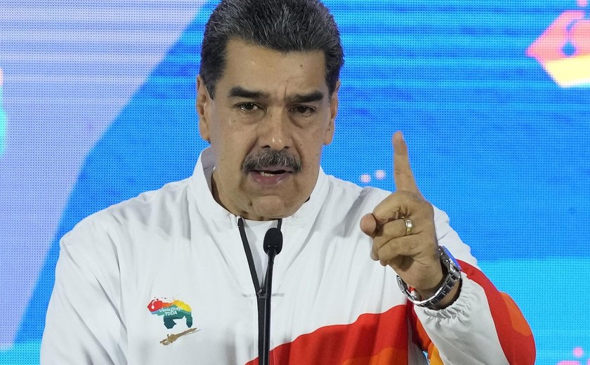 Maduro chama de 'loucura' a declaração do premiê britânico sobre a preparação para a guerra