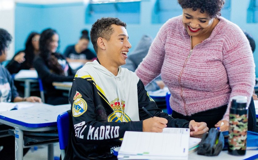 Vagas para professore: inscrições são prorrogadas para o ensino profissionalizante