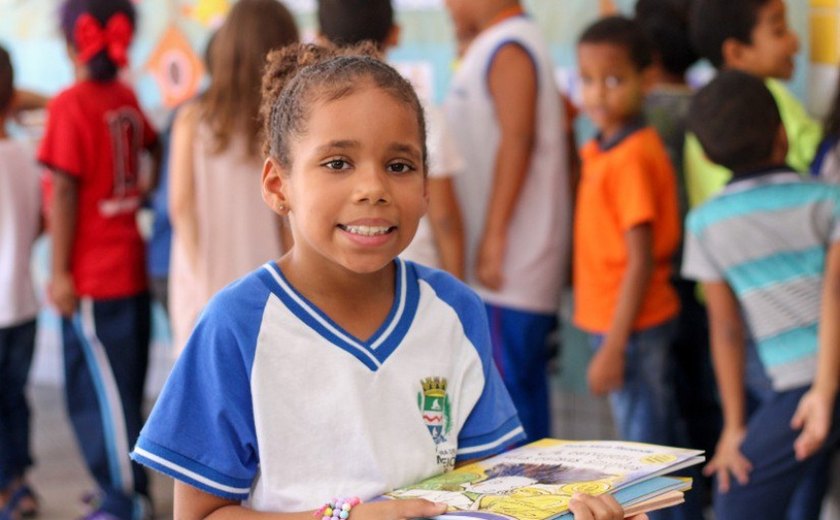 Creches e escolas públicas municipais voltam às aulas na segunda (8)