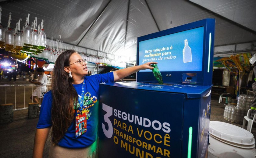 Prefeitura mantém mais de 350 garis e recicladores na limpeza do Festival Verão Massayó
