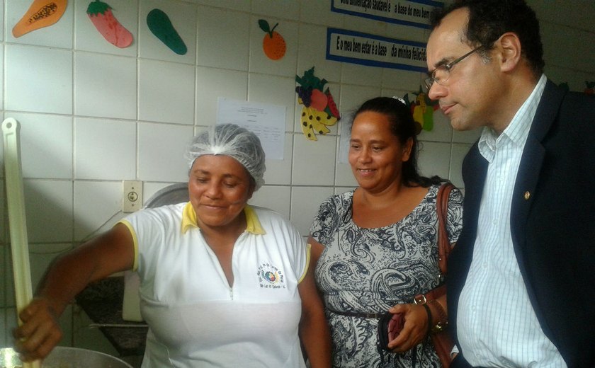 Inspeções dos MPs Estadual e Federal constatam inchaço na folha de pessoal da Prefeitura de São Luis do Quitunde e escolas com carência urgente de reformas