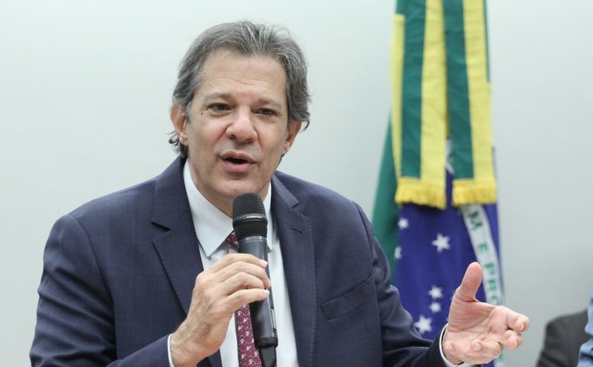 Não considerei reação do mercado ontem exagerada, diferente de dezembro de 2024, diz Haddad