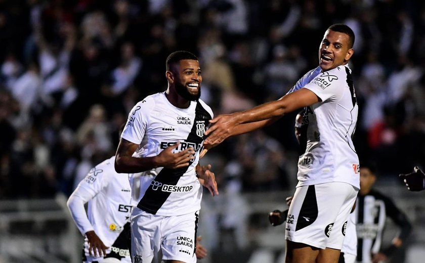 Série B: Ponte Preta supera Ceará por 3 a 1 no Moisés Lucarelli