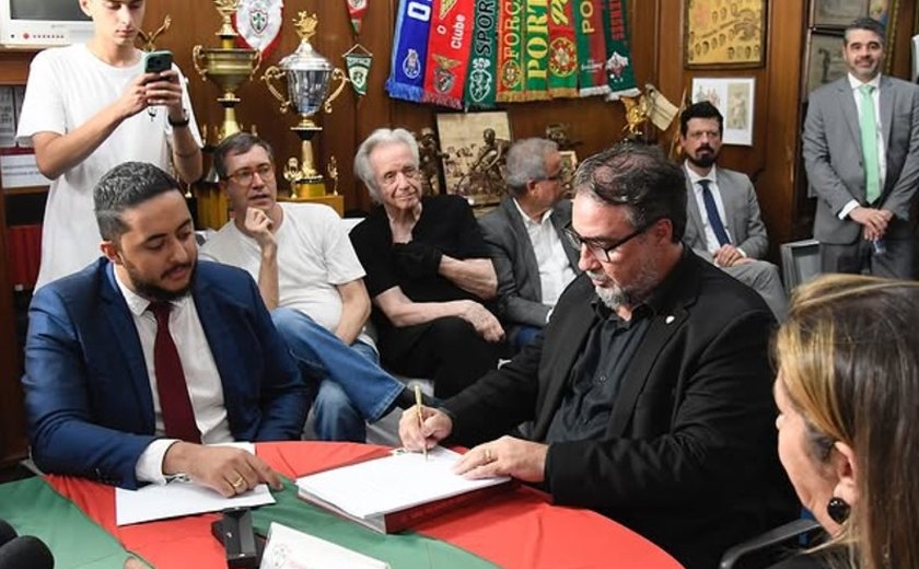 Portuguesa assina contrato com investidor e se torna oficialmente SAF bilionária