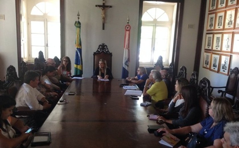 Conselho realiza primeira reunião de 2015 e secretária defende pacto pela cultura