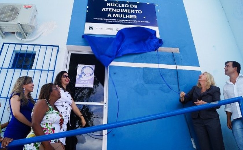 Governo inaugura núcleo de atendimento à mulher em Delmiro
