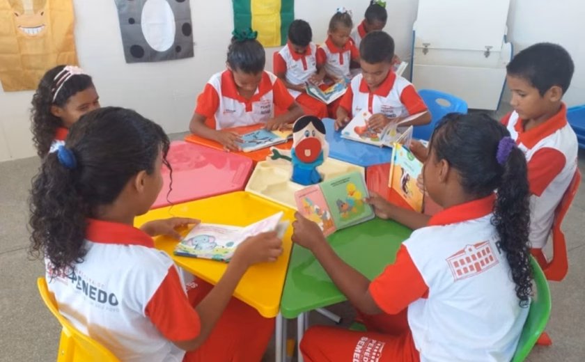 Escolas da rede pública receberão atividades especiais durante a FliPenedo