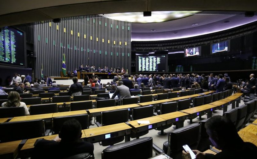 Deputados analisam projeto que garante votação não presencial em eleição de organização esportiva; acompanhe