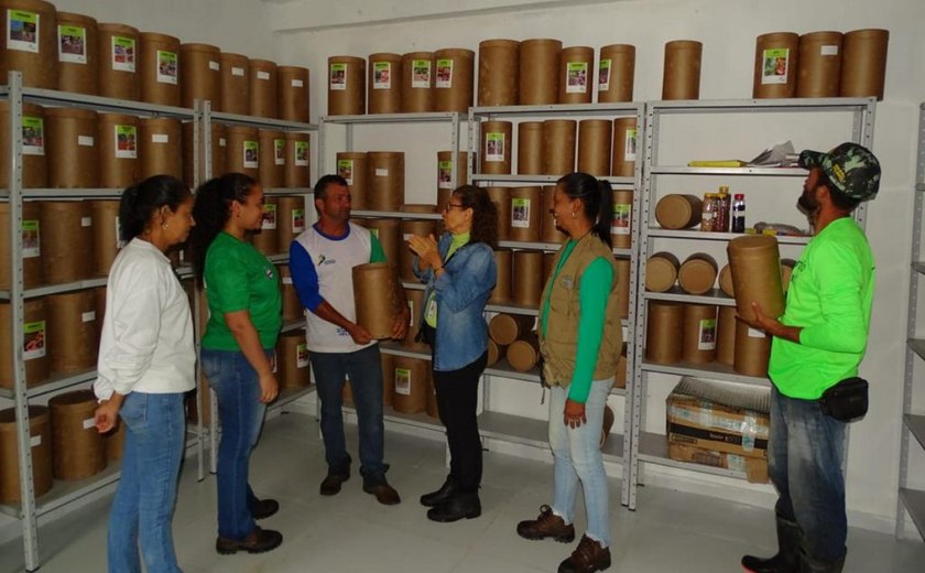 Herbário MAC visita Associação Nordesta e firma parceria para estudos botânicos
