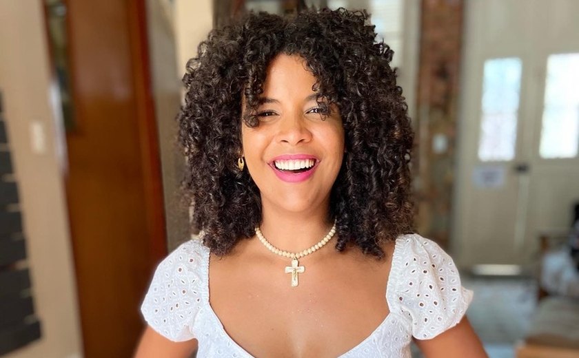 Um dos maiores talentos da nova cena artística nacional, Vitória Rodrigues lança o single “Agradeça”