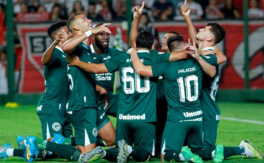 Goiás supera o Coritiba fora de casa e ganha sobrevida na briga contra o rebaixamento