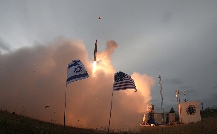 Sirenes soam em várias áreas de Israel após identificação de mísseis lançados do Irã