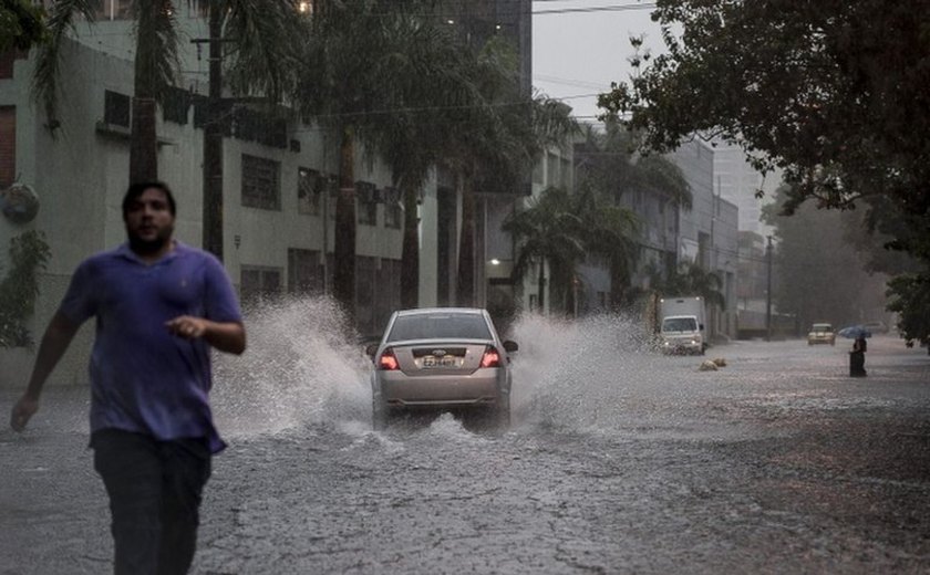 El Niño deve aumentar volume de chuvas nos próximos meses no Sul