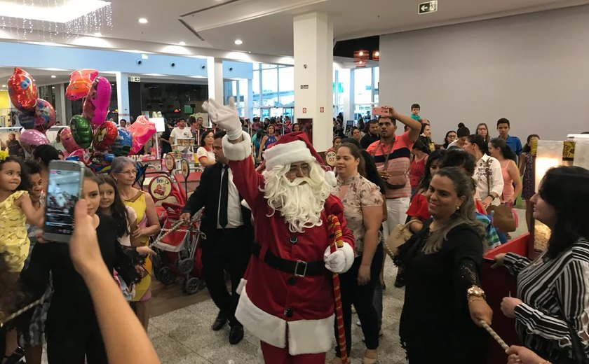 Chegada do Papai Noel abre programação de Natal em Arapiraca