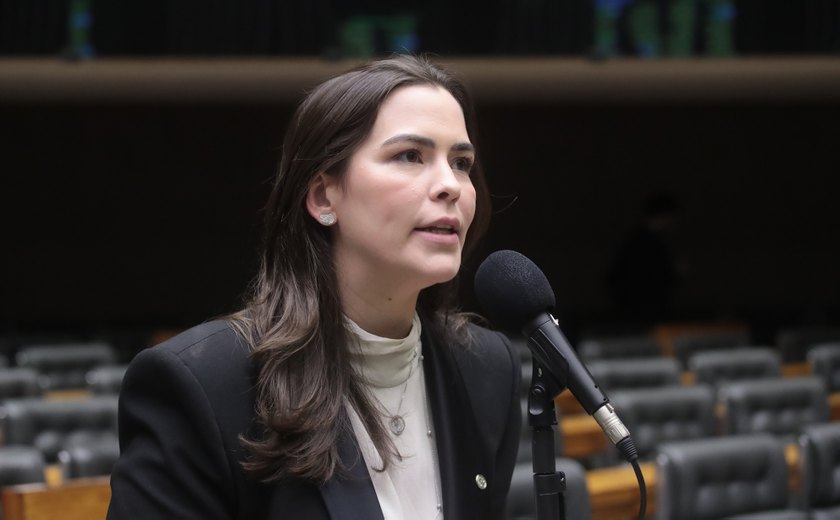 Comissão aprova isenção de taxa de inscrição em concursos públicos para vítimas de violência doméstica
