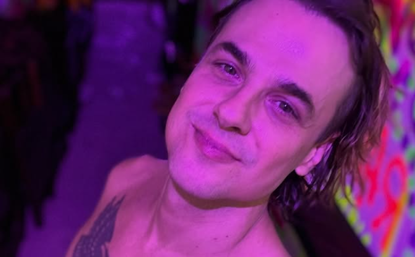 Ex-Malhação, Daniel Erthal se revolta após proibição de vender bebidas em bloco de Anitta
