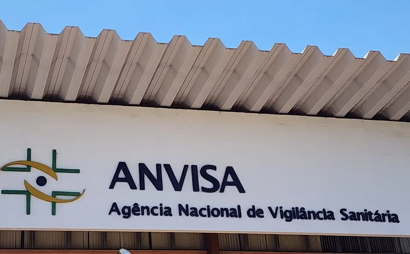 Anvisa alerta sobre riscos de botulismo em procedimentos com botox