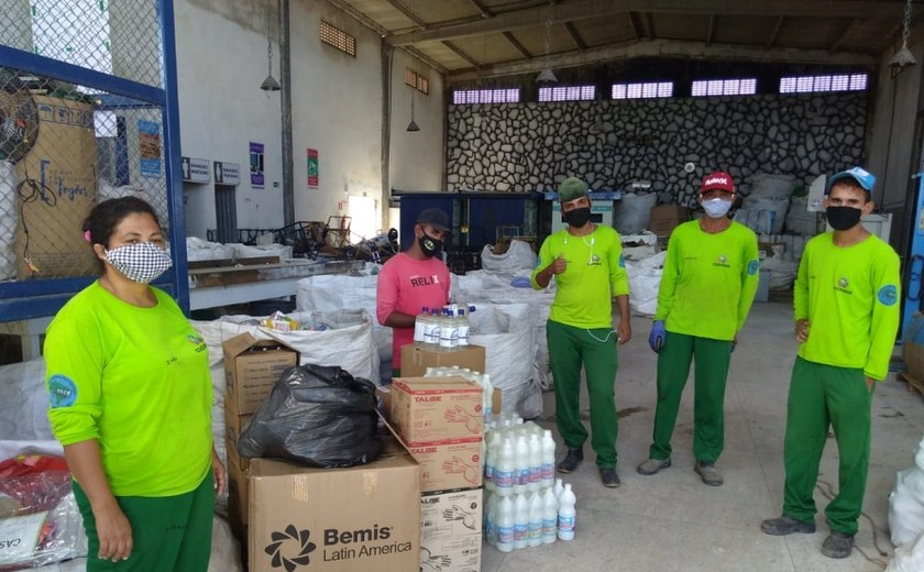 Governo entrega EPIs e material de limpeza a cooperativas e associações de catadores