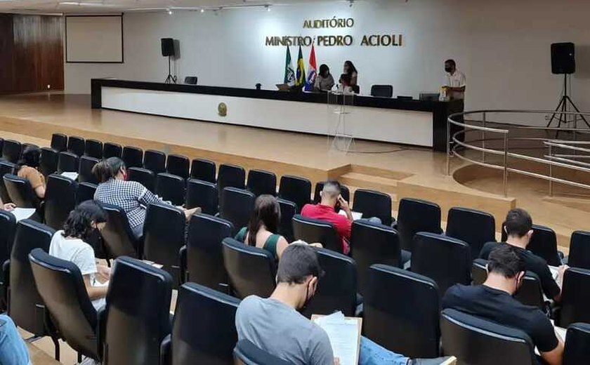 JFAL decide adiar processo de seleção de estagiários devido ao aumento de casos de Covid