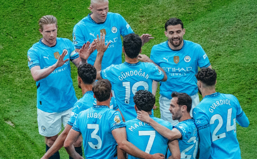 Em 'despedida' de De Bruyne, City vence Bournemouth e se aproxima de vaga na liga dos Campeões