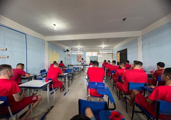 Mais de 2 mil detentos em Alagoas buscam concluir estudos e aderem ao Encceja