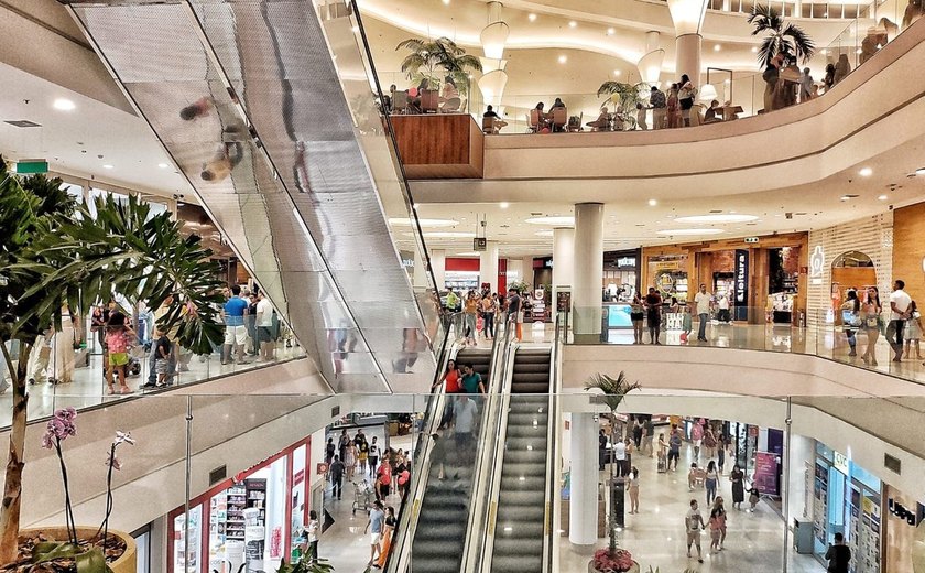 Confira o que abre e o que fecha no feriado de Natal em Maceió
