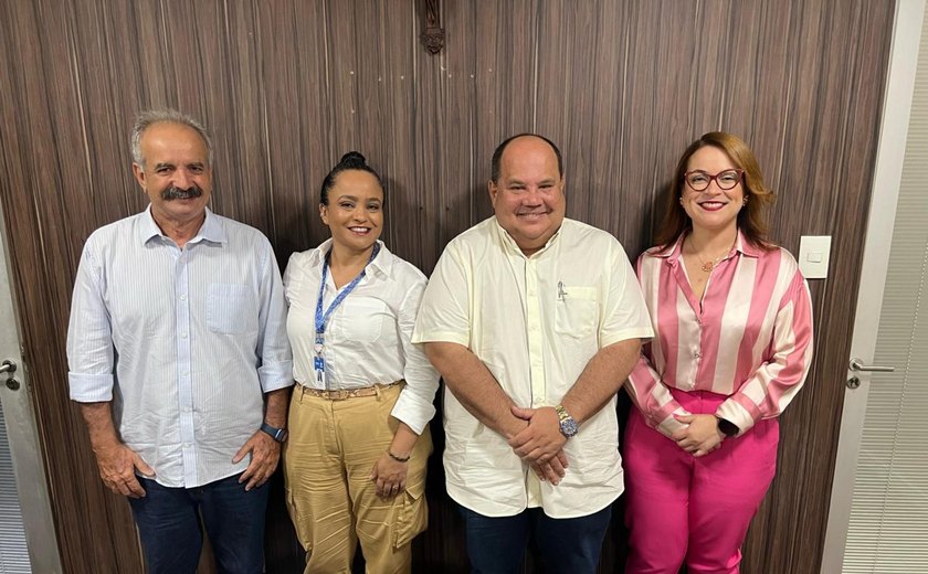Arsal e Sesau firmam acordo de cooperação voltado ao saneamento no Estado