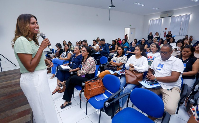 Cria e Secdef promovem aula inaugural do curso de inclusão na Primeira Infância