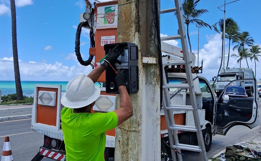Ilumina troca quadros de comando da Orla por equipamentos resistentes à maresia