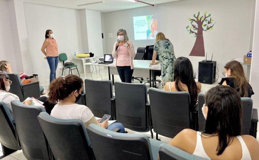 Método Canguru: Profissionais da Atenção Básica são capacitados para atender bebês prematuros