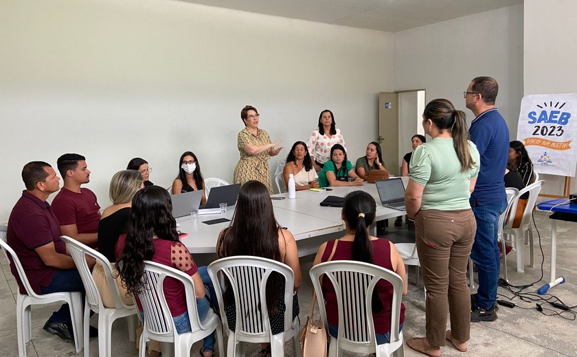 Tainá Veiga participa de reunião com equipe pedagógica para definir alinhamentos sobre o SAEB 2023