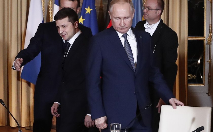 Encontro Putin–Zelensky só é possível com acordos concretos entre Rússia e Ucrânia, diz Kremlin