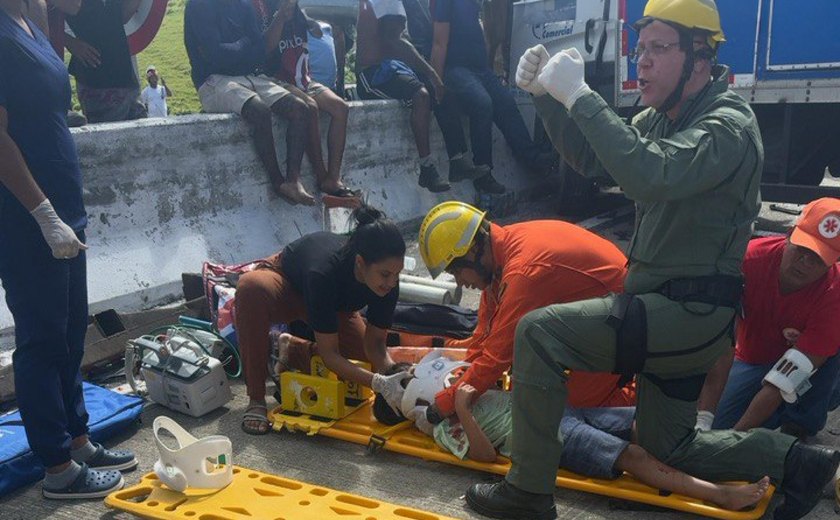Programa Salva Mais atende nove vítimas de acidente grave na BR-101