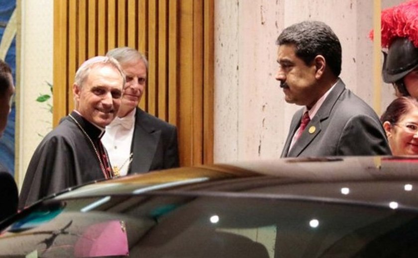 Papa Francisco recebe Nicolás Maduro no Vaticano
