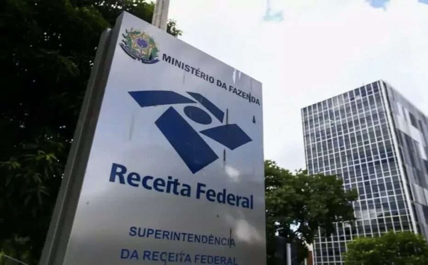Governo recua em urgência e envia isenção de IR de até R$ 5 mil para comissão especial