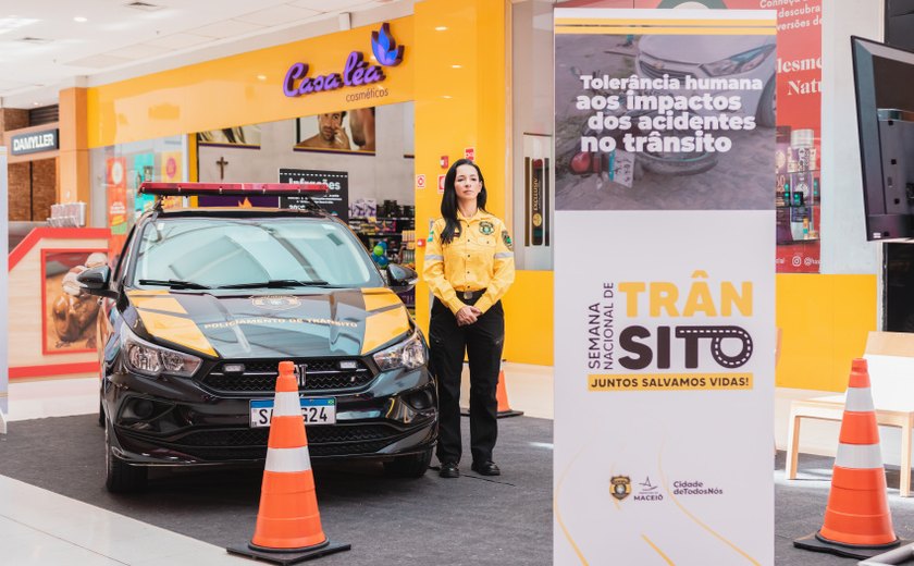 Exposição aborda dados de acidentes e infrações de trânsito na capital