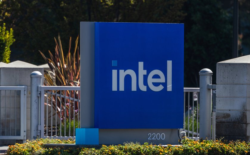 Intel alerta para riscos a negócios e acionistas com participação do governo dos EUA na empresa
