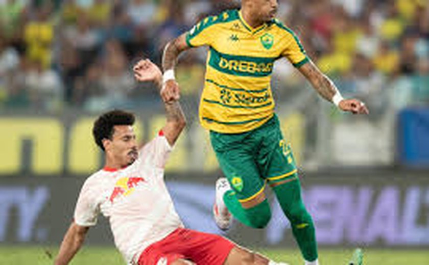 Cuiabá e Red Bull Bragantino marcam belos gols e empatam na Arena Pantanal